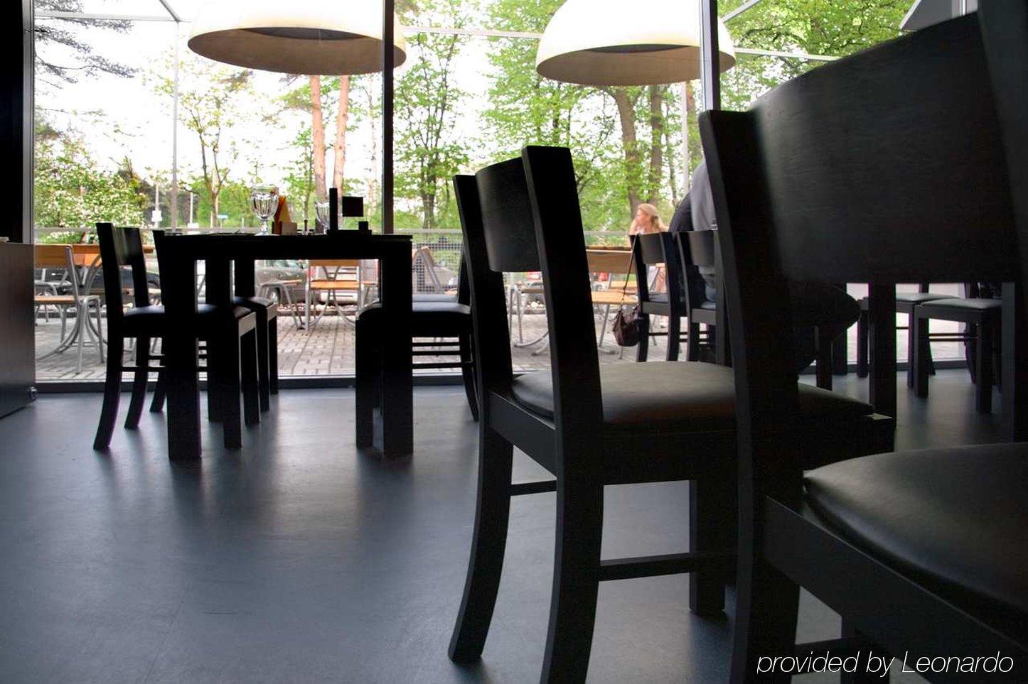Hotel Doubletree By Hilton Modesto Restaurant foto