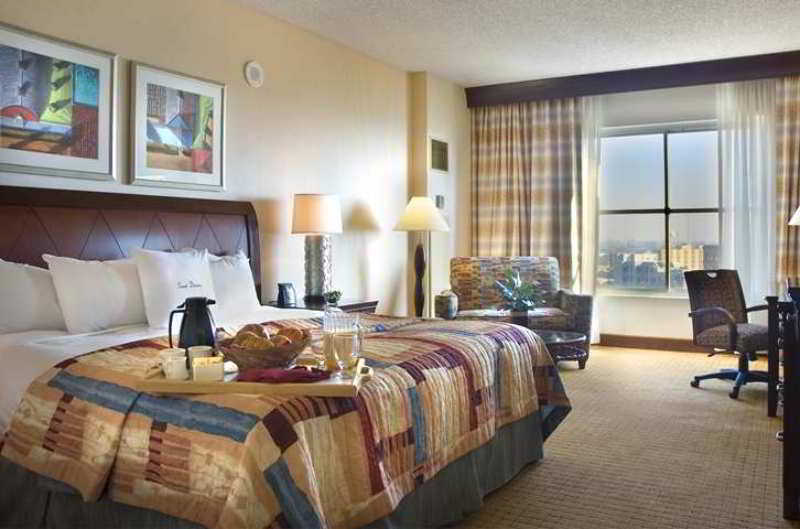 Hotel Doubletree By Hilton Modesto Zimmer foto